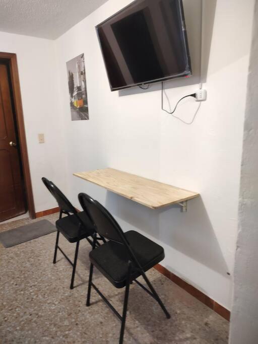 Aparta estudio bonito, independiente bien ubicado - Apartamento de 1 dormitorio - 14