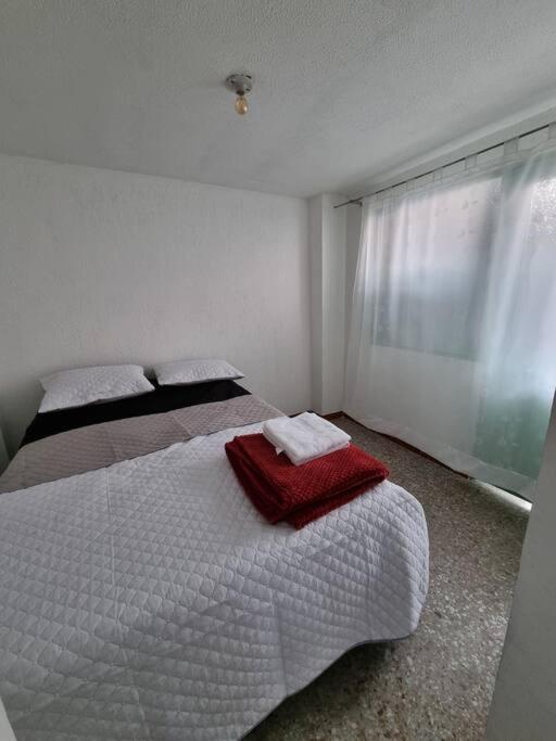 Aparta estudio bonito, independiente bien ubicado - Apartamento de 1 dormitorio - 29