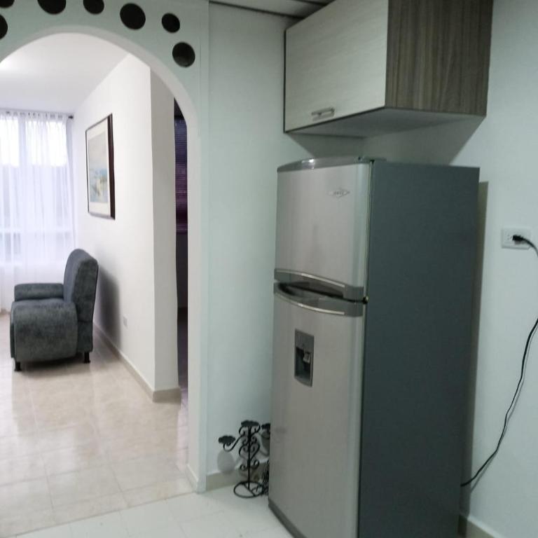 Lindo y acogedor apto cerca Mall Hospitales U Autónoma - Apartamento de 3 dormitorios - 13