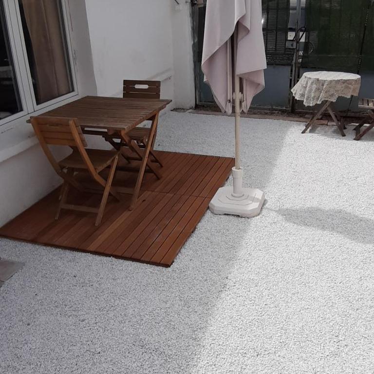 petit studio indépendant dans jardin avec parking et portail électrique - Maison 1 Chambre - 3