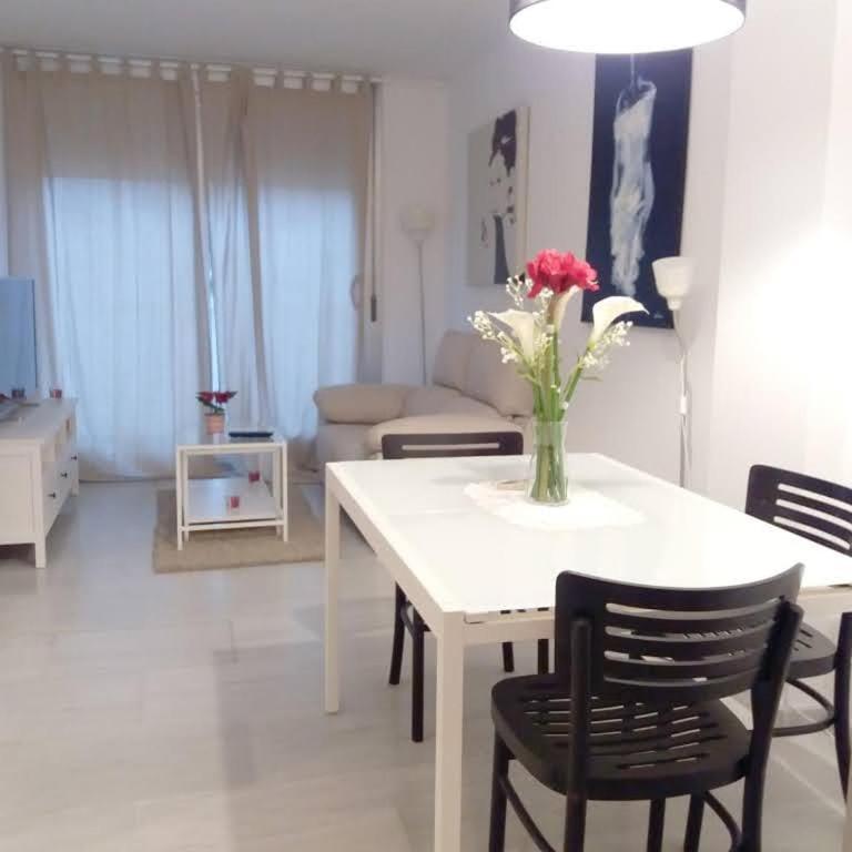 Residencial Elegance - Two-Bedroom Apartment - 14
