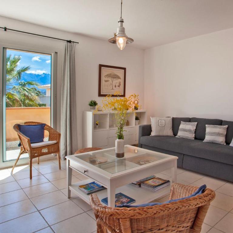 casa notte appart spacieux calme Plage et centre de calvi 15 min à pied - Apartamento - 6