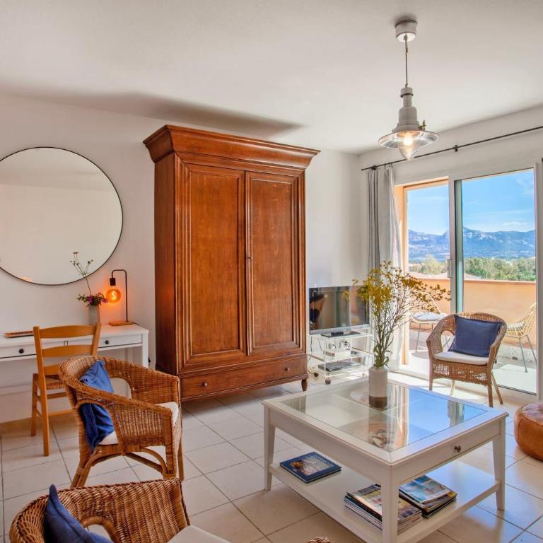 casa notte appart spacieux calme Plage et centre de calvi 15 min à pied - Apartamento - 8