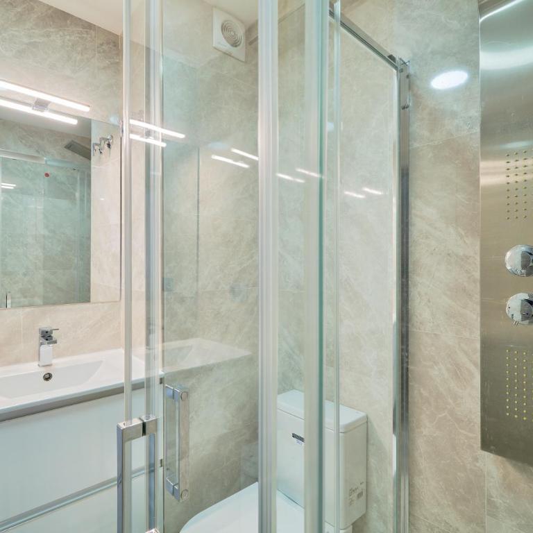 Stylish Central - Apartamento de 2 dormitorios - 25