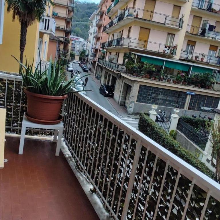 Azzurra holiday home - 850 m al mare - 75 mq - balconata vivibile - wi-fi - pay tv gratis - posteggio auto condominiale non assegnato - Appartamento con 2 Camere da Letto - 13