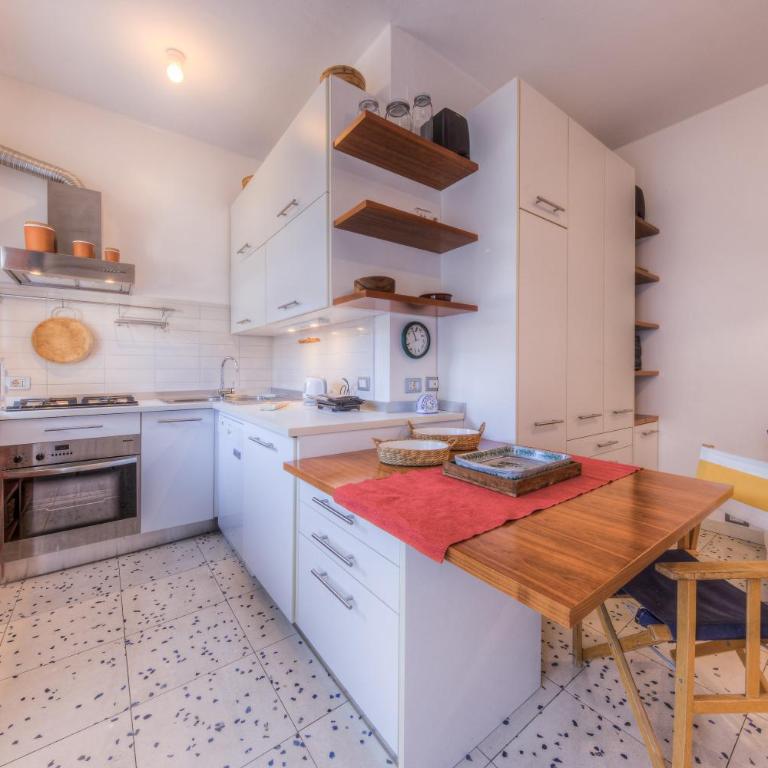 CASA SOLE Terrazza con vista mare, Relax e Wifi - Appartamento con 2 Camere da Letto - 12