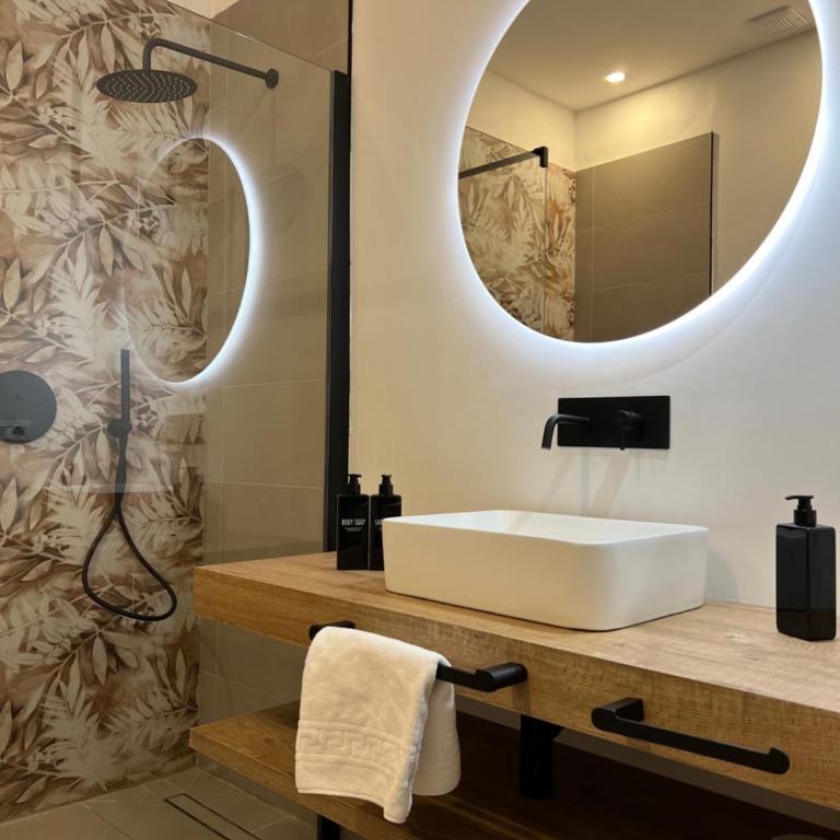 Turin Central Suite - Double Room - 6