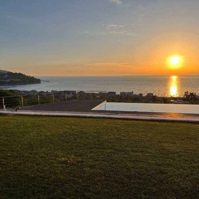 A La Puesta Del Sol - Camera Matrimoniale Deluxe con Balcone e Vista Mare - 2