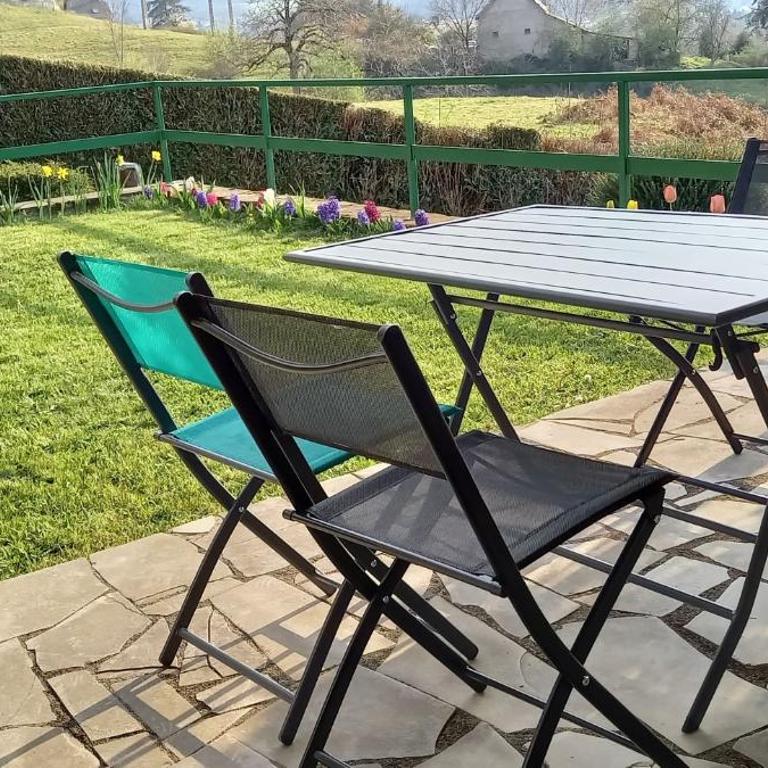 Terrasse, jardin,, Appartement 80m², vue montagne, wifi, bureau - Maison 1 Chambre - 11