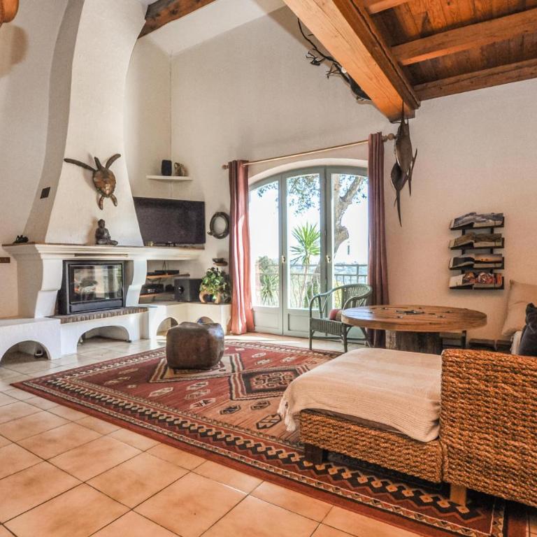Belle Maison En Pleine Nature - Maison de Vacances 4 Chambres - 4