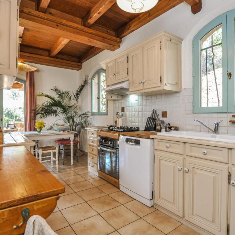 Belle Maison En Pleine Nature - Maison de Vacances 4 Chambres - 33