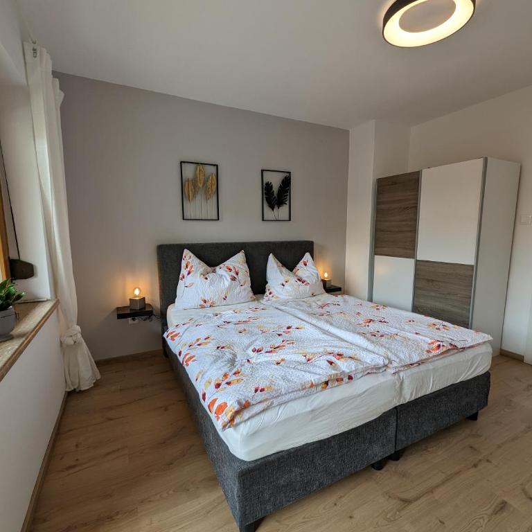 Angerpartments-Sonnige große Wohnung mit Balkon und kostenlosen Parkplatz - Apartment mit 2 Schlafzimmern - 13