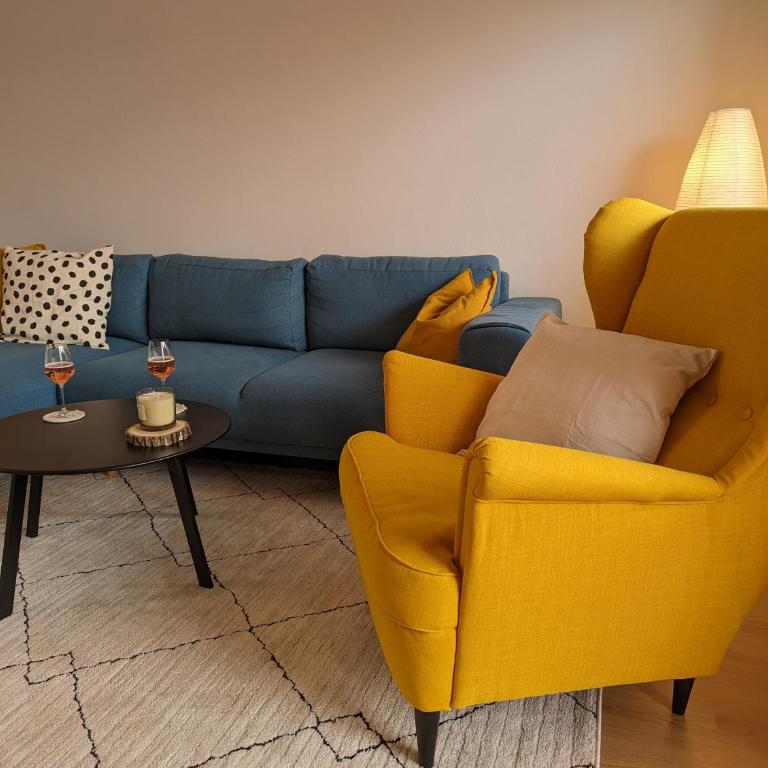 Angerpartments-Sonnige große Wohnung mit Balkon und kostenlosen Parkplatz - Apartment mit 2 Schlafzimmern - 3