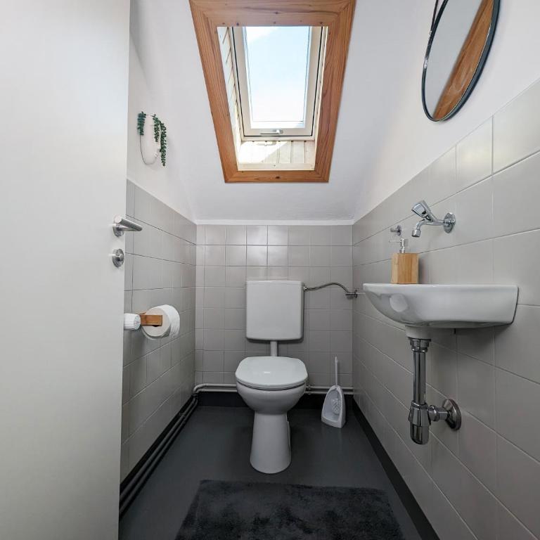 Angerpartments-Sonnige große Wohnung mit Balkon und kostenlosen Parkplatz - Apartment mit 3 Schlafzimmern - 17