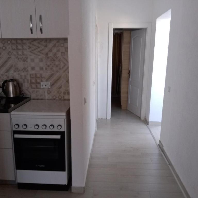 Stan-Pinjes 2 - Two-Bedroom Apartment - 26