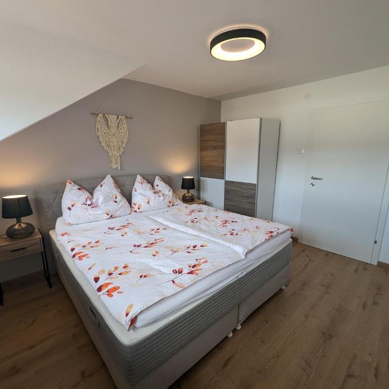 Angerpartments-Sonnige große Wohnung mit Balkon und kostenlosen Parkplatz - Apartment mit 3 Schlafzimmern - 23
