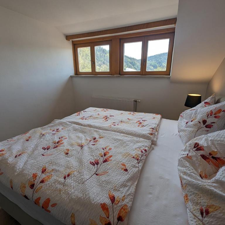 Angerpartments-Sonnige große Wohnung mit Balkon und kostenlosen Parkplatz - Apartment mit 3 Schlafzimmern - 24