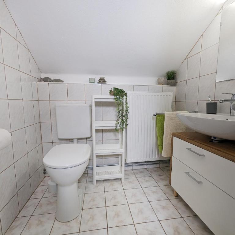 Angerpartments-Sonnige große Wohnung mit Balkon und kostenlosen Parkplatz - Apartment mit 3 Schlafzimmern - 32