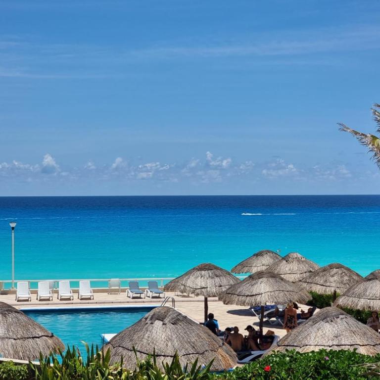 Suite Brisas Cancun - One-Bedroom Apartment - 1