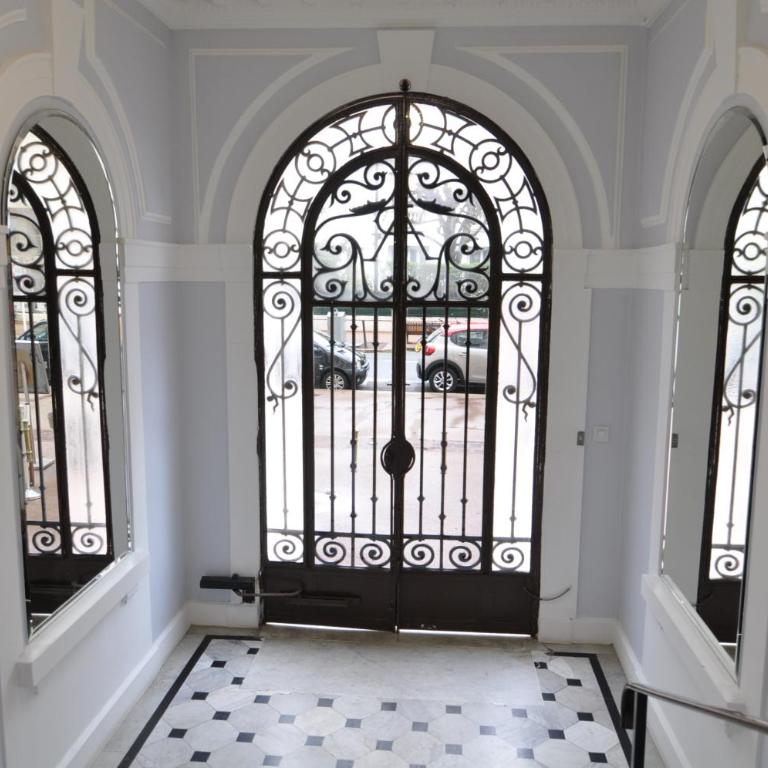 Palais Albert -2-Bedroom Apartment -Ponteil Beach -StayInAntibes - Apartamento de 2 dormitorios - 17