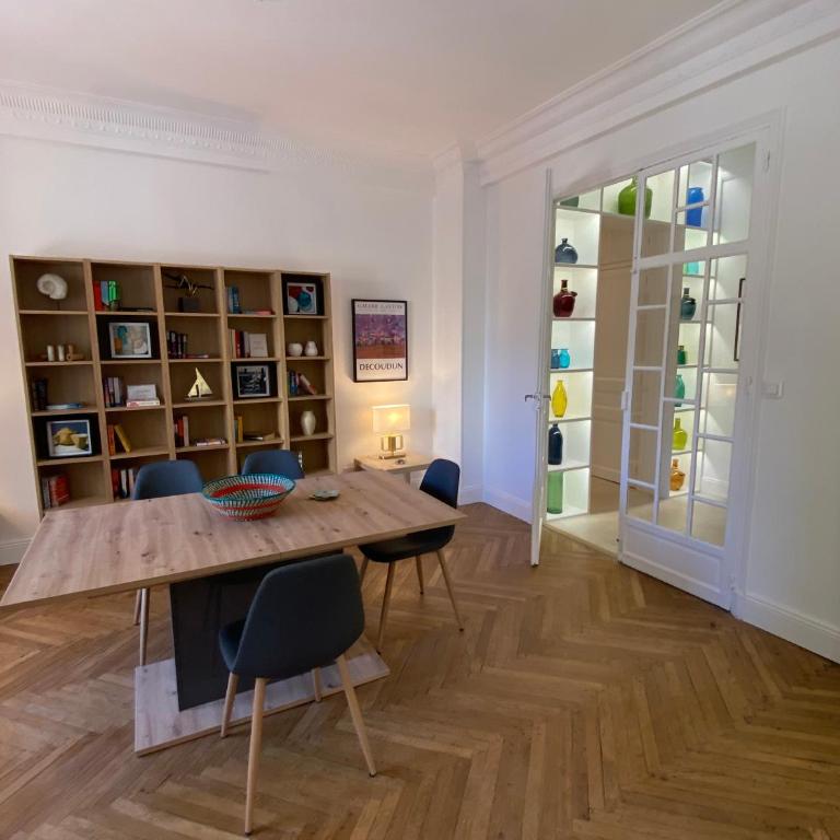 Palais Albert -2-Bedroom Apartment -Ponteil Beach -StayInAntibes - Apartamento de 2 dormitorios - 5