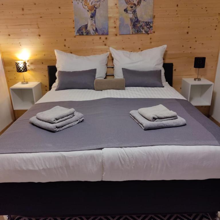 WALDHAUS HIRSCH Bungalow only for you self check in - Haus mit 1 Schlafzimmer - 3