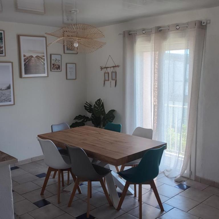 T4 89m2, Cap d'Agde, Secteur Falaise, Vue mer, Clim, 8 pers, WIFI, 100 m plage - Apartment mit 3 Schlafzimmern - 3
