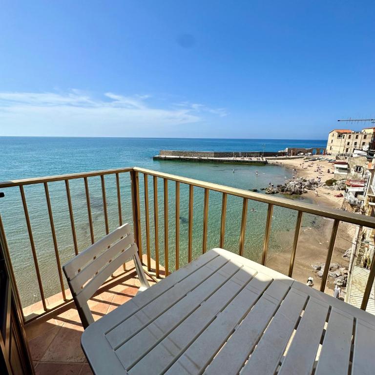 Balconi Bellavista - Appartamento con 2 Camere da Letto, Balcone e Vista mare - 1