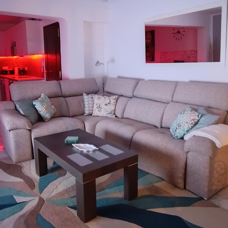 Beachfront Apartment with Sea View & Balcony PMT16 - Apartamento de 3 dormitorios - 13