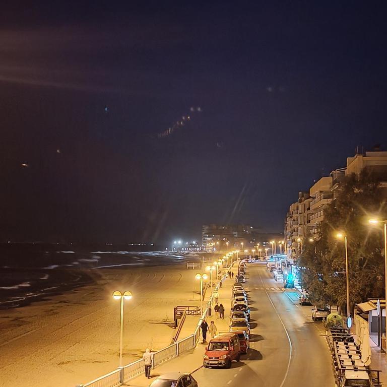 Beachfront Apartment with Sea View & Balcony PMT16 - Apartamento de 3 dormitorios - 17