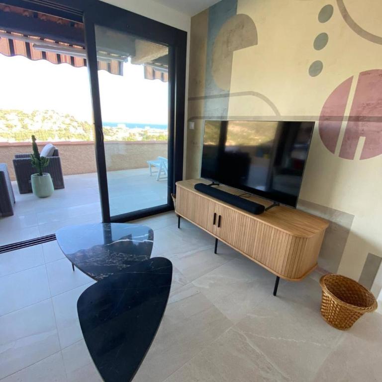 Superbe T4 -Vue Mer- Tout Confort Refait à Neuf! - Appartement 3 Chambres - 19