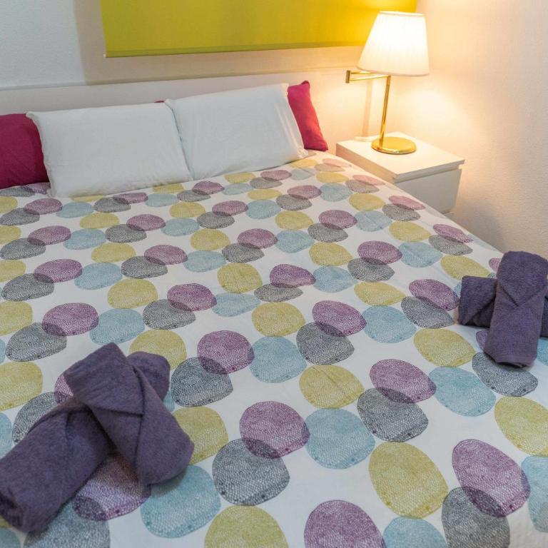 Deusto. Piso + wifi internet T. V. y garaje - Three-Bedroom Apartment - 31
