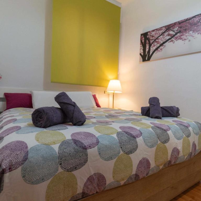 Deusto. Piso + wifi internet T. V. y garaje - Three-Bedroom Apartment - 32