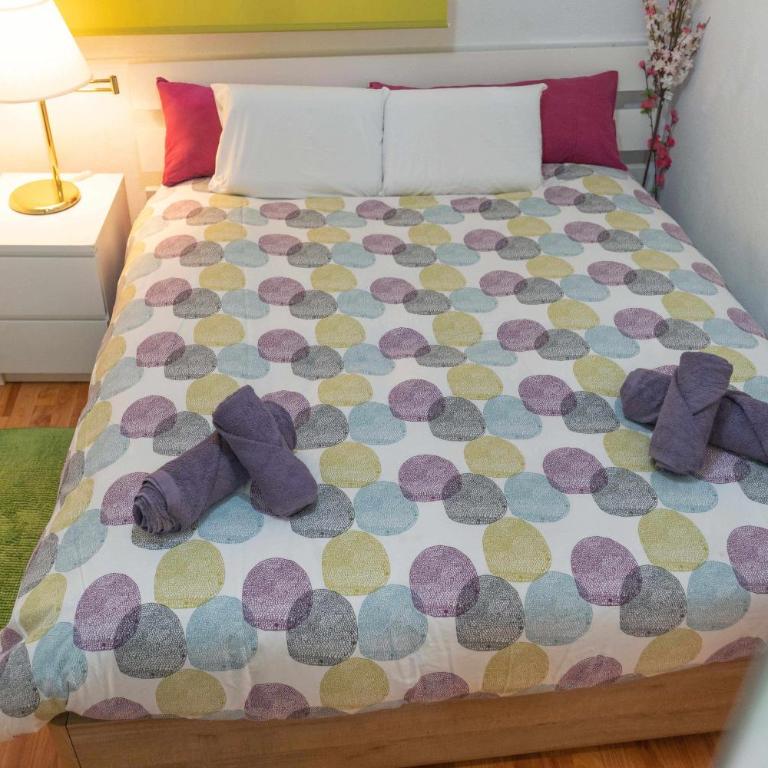 Deusto. Piso + wifi internet T. V. y garaje - Three-Bedroom Apartment - 10