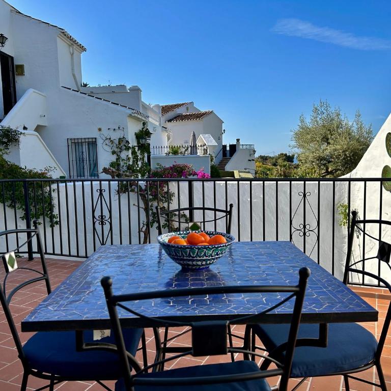 Casa con terraza y hermoso jardín comunal - Casa de 2 dormitorios - 1