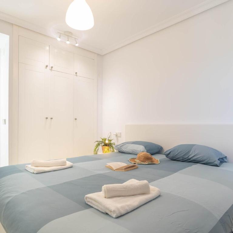 Sunset Sunshine Pool and Golf - Happy Rentals - Apartamento Ático - 15