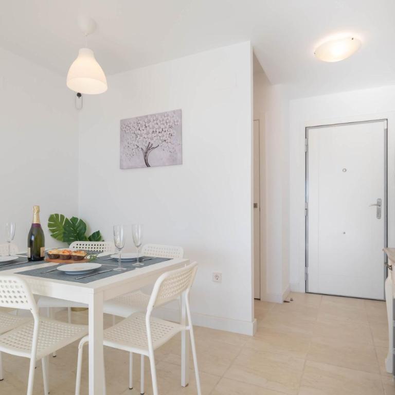 Sunset Sunshine Pool and Golf - Happy Rentals - Apartamento Ático - 12
