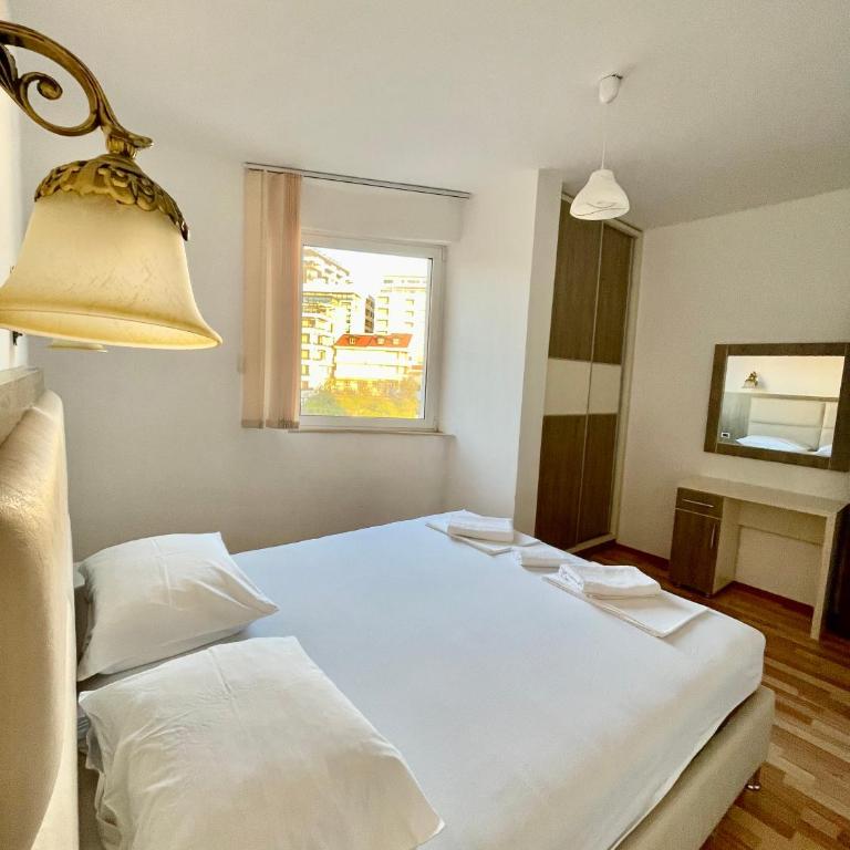 Adriatic Apartments - Premier Two-Bedroom Apartment - 3