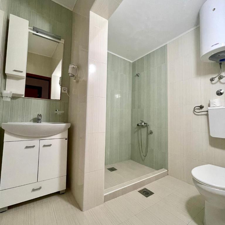 Adriatic Apartments - Premier Two-Bedroom Apartment - 7