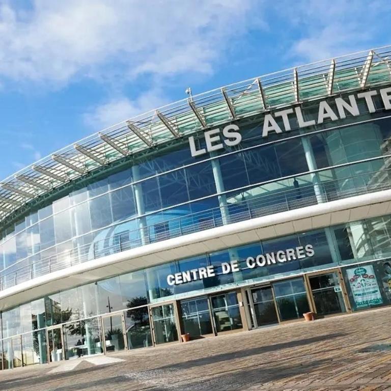 Remblai des Sables d'Olonne - 2 chambres - parking et piscine - Appartement avec Terrasse - 33
