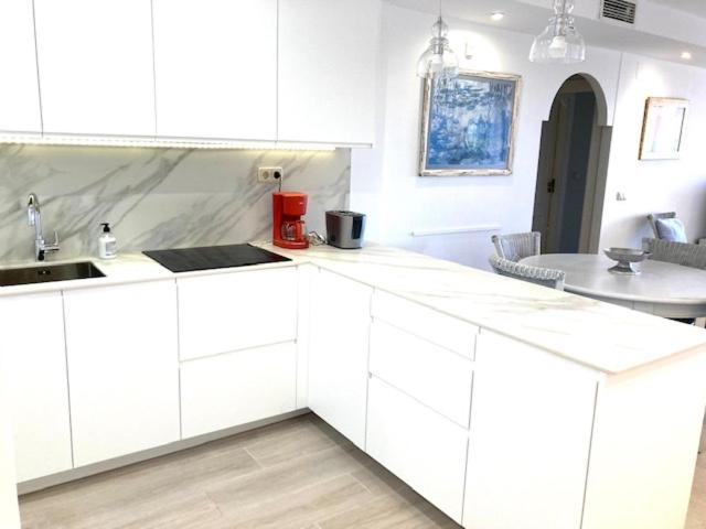 Golden Mile Oasis with Pool & Gym - Apartamento de 2 dormitorios - 8
