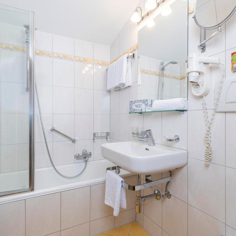 Appart & Hotel Garni Villa Knauer - Doppelzimmer - 7