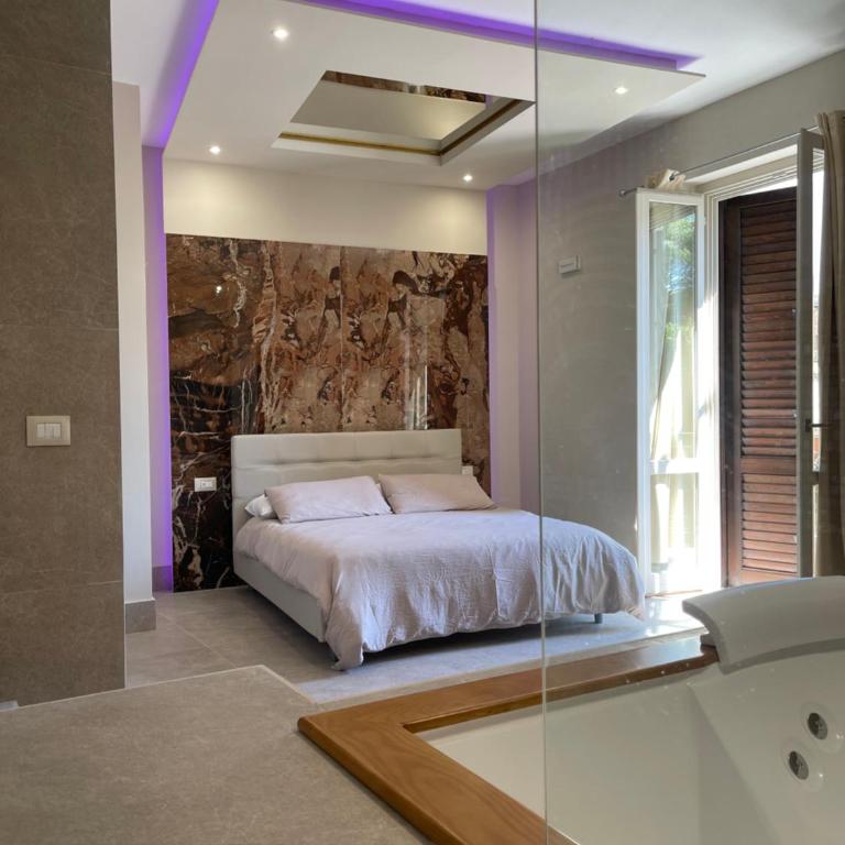 Cannatella's Mansion - Queen Suite with Spa Bath - 4