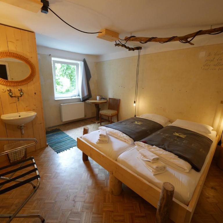 The Keep Eco Rooms - Doppelzimmer mit eigenem Bad - 2