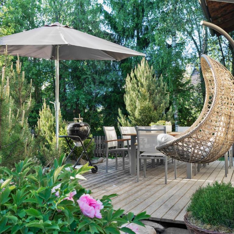 Das Dorf in der Stadt - Exklusives Chalet mit 5 Schlafzimmern, Balkon und Terrasse B - 13