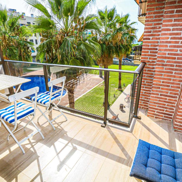 LITORAL COSTA DORADA - ESQUIROL Only families - Apartamento con vistas a la piscina - 6