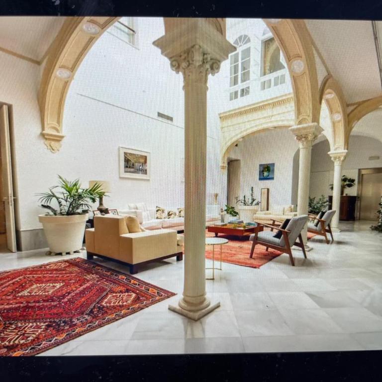 CASA PALACIO en Jerez de la Frontera con piscina privada - Casa de 5 dormitorios - 86