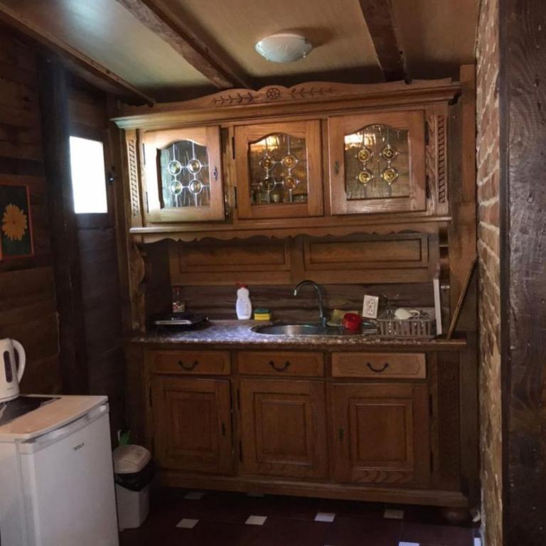 Chalet Etno Oaza near Airport - Brvnara sa 1 Spavaćom Sobom - 10