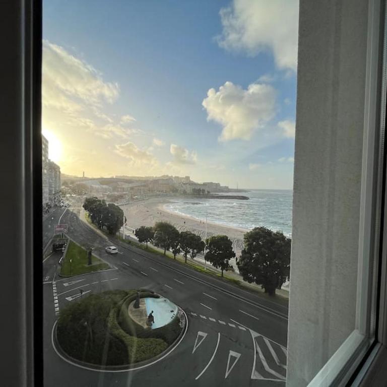 Primera línea de playa de Riazor - Apartamento de 3 dormitorios - 9