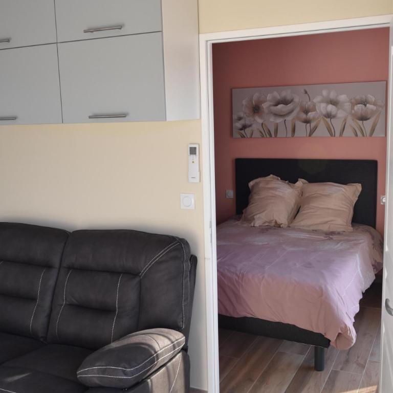 Les Gîtes De Yayou - Maison 1 Chambre - 2